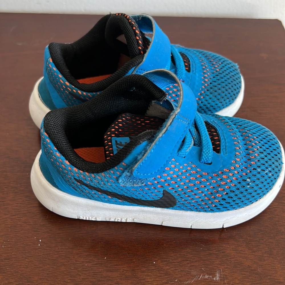 Sold Nike toddler size 7C - Picture 2 of 10